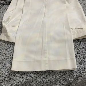 White wide legs pant